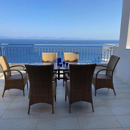 Akoumaros Breeze Villa Jýthio Eksteriør bilde