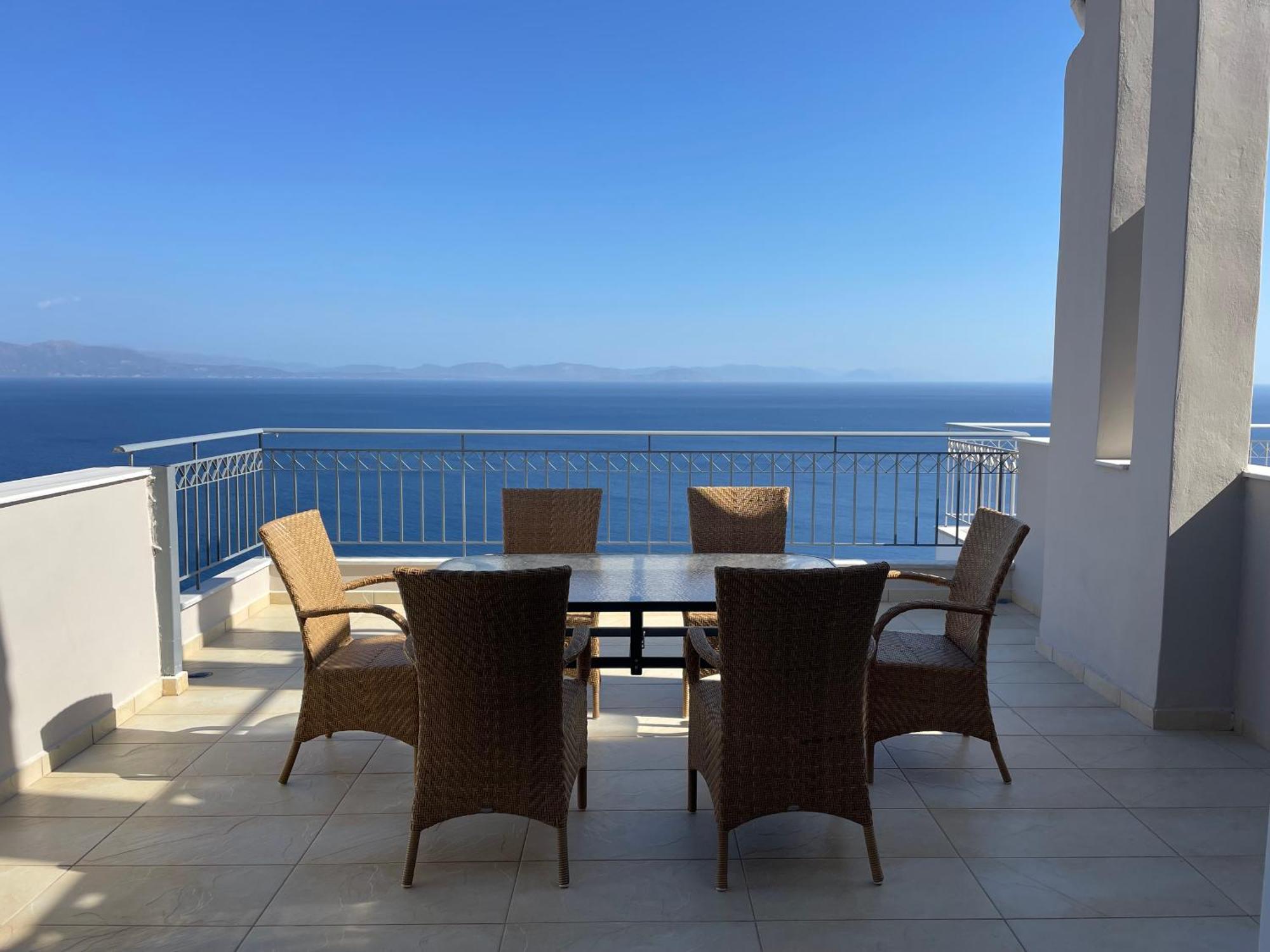 Akoumaros Breeze Villa Jýthio Eksteriør bilde